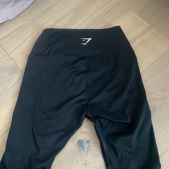 Black gymshark leggings - Picture 2 of 2